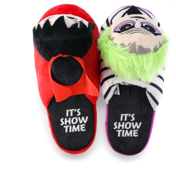 Womens Plush Beetlejuice & Lydia Slippers iykyk big kids Sz.9/10 - Picture 4 of 8